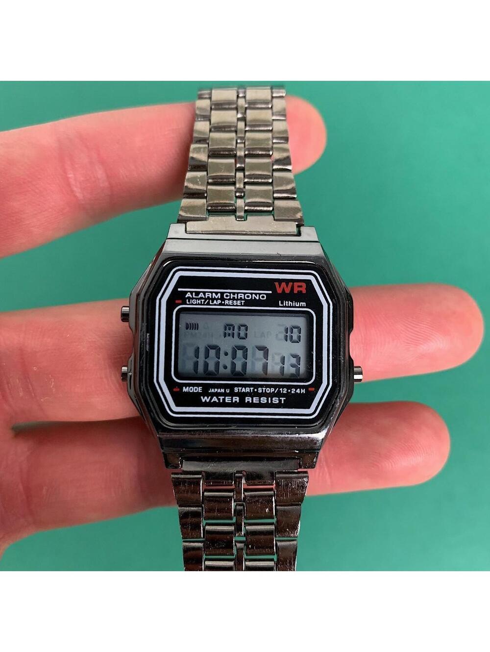 Y2k 2000s vintage retro silver stainless steel digital style watch. Has